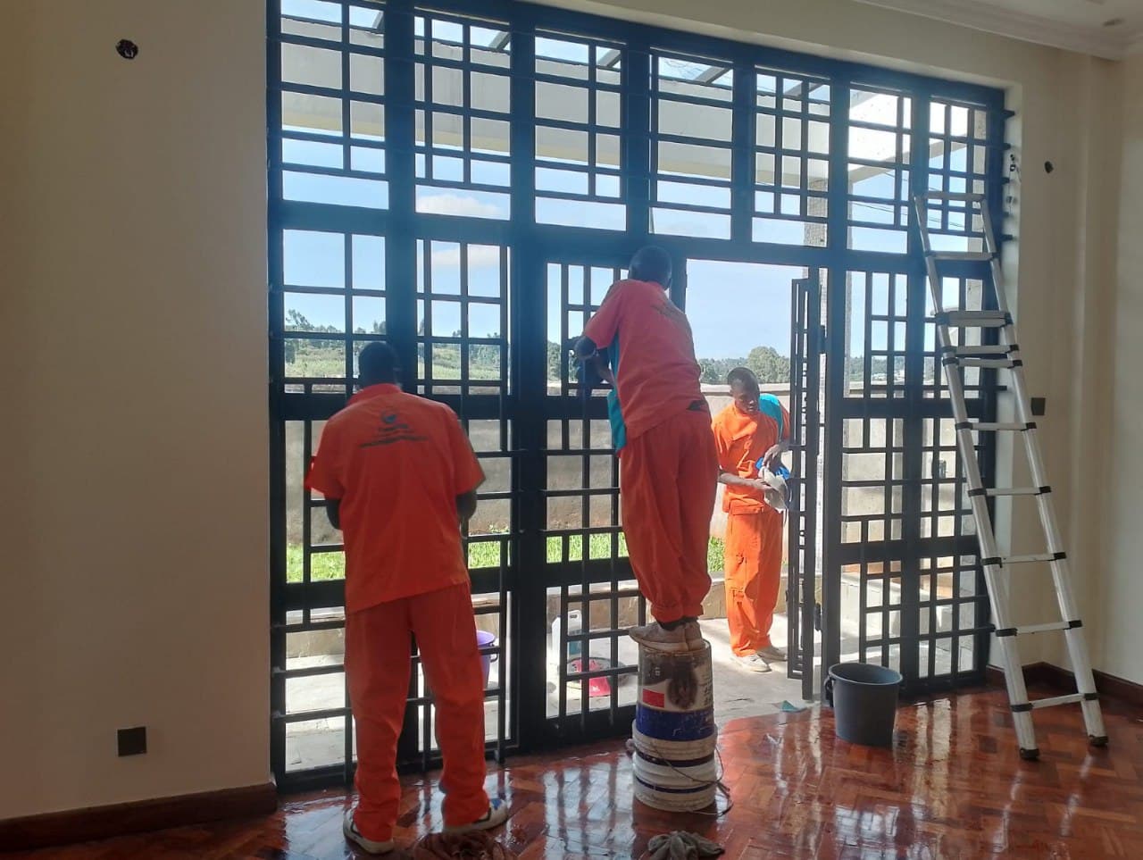 Image of Gallery Frame 01